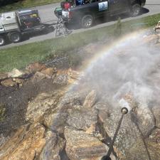 Hottest-hot-water-rock-retaining-wall-cleaning-in-Liberty-Lake-WA 1